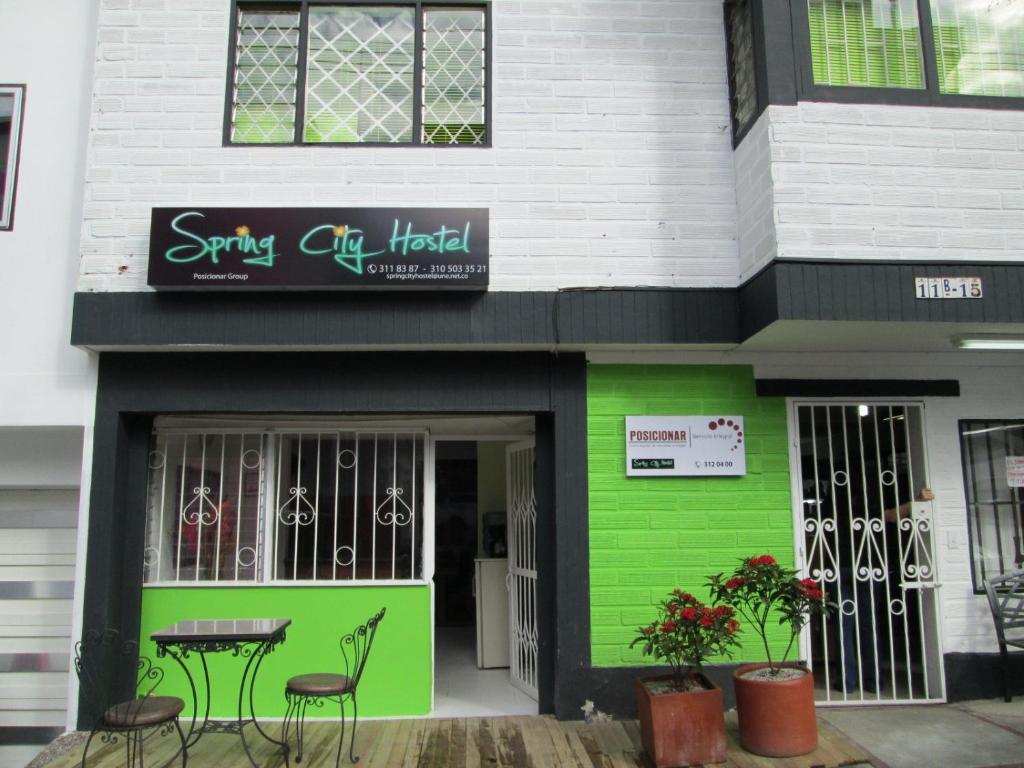 Spring City Hostel Medellín Esterno foto
