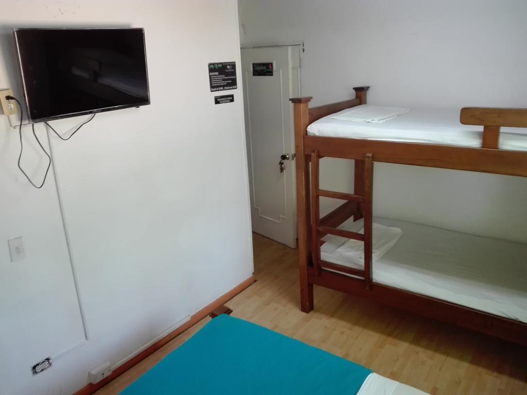 Spring City Hostel Medellín Esterno foto