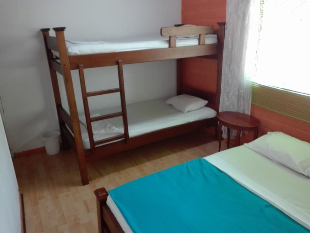 Spring City Hostel Medellín Esterno foto