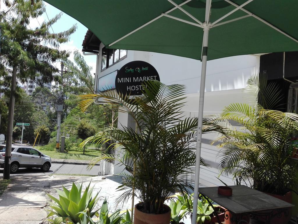 Spring City Hostel Medellín Esterno foto
