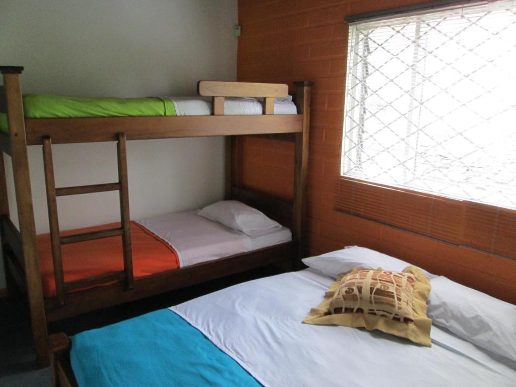 Spring City Hostel Medellín Esterno foto