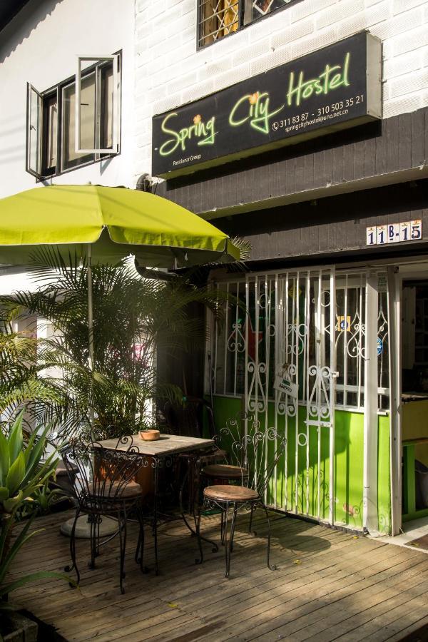 Spring City Hostel Medellín Esterno foto
