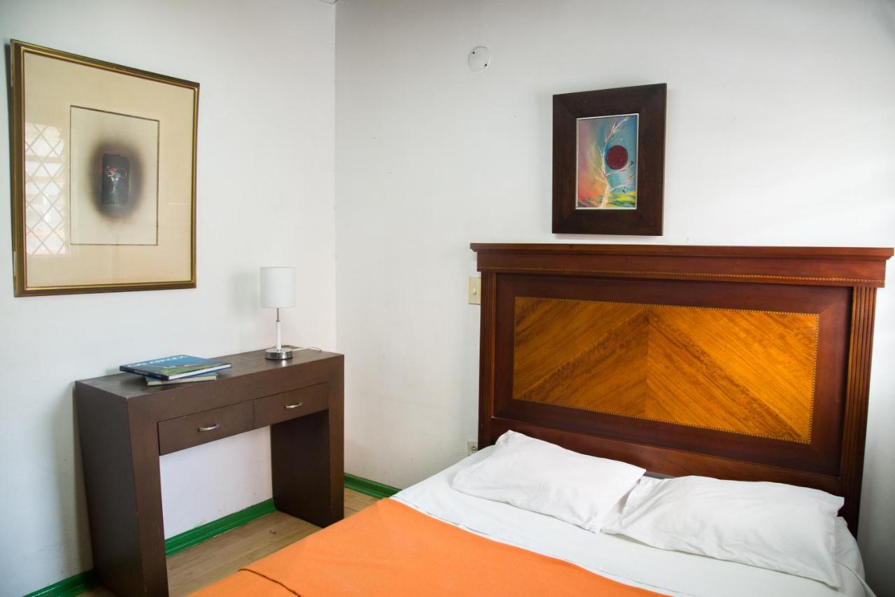 Spring City Hostel Medellín Esterno foto